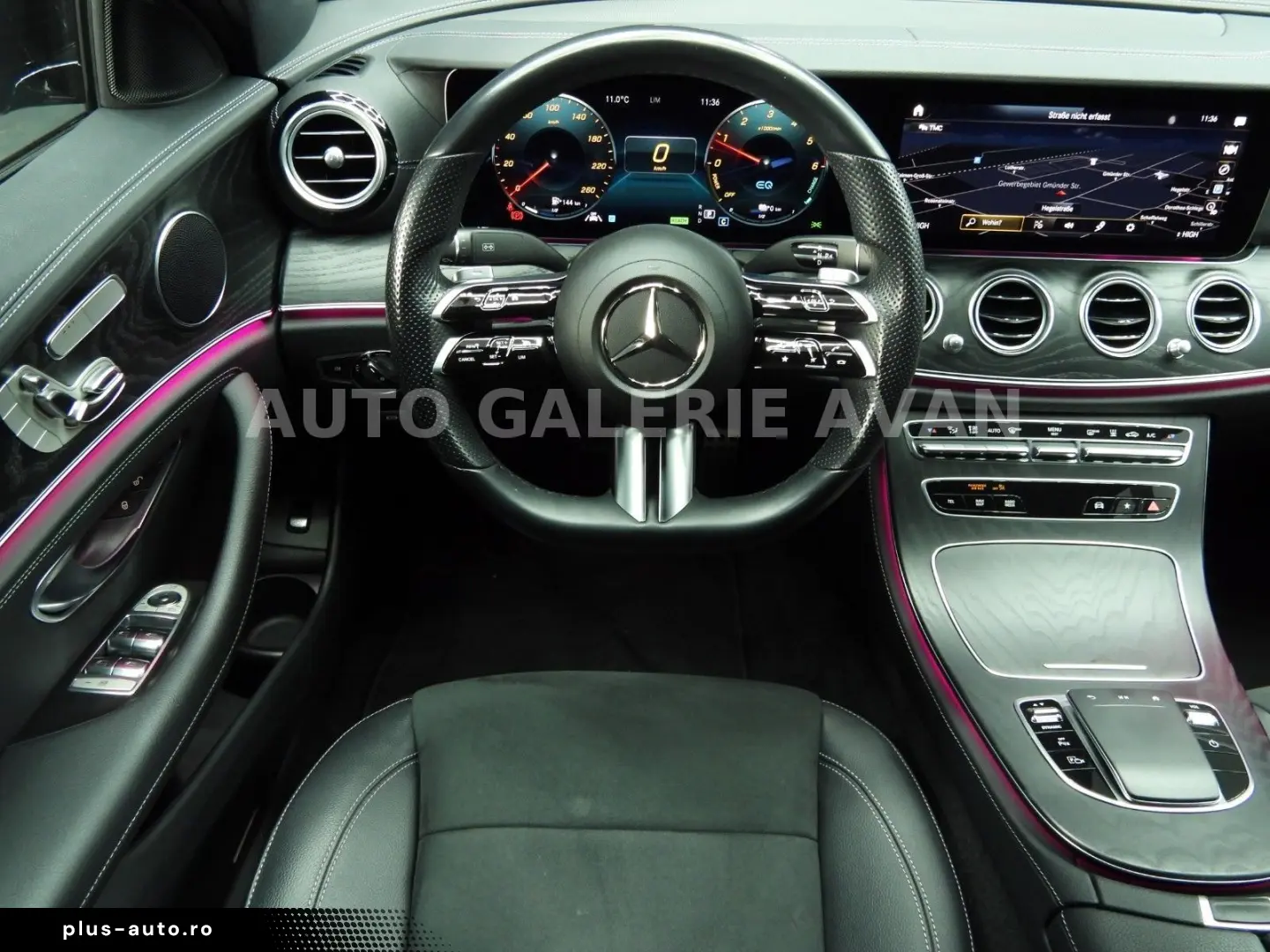 MERCEDES-BENZ E 300 de AMG LINE