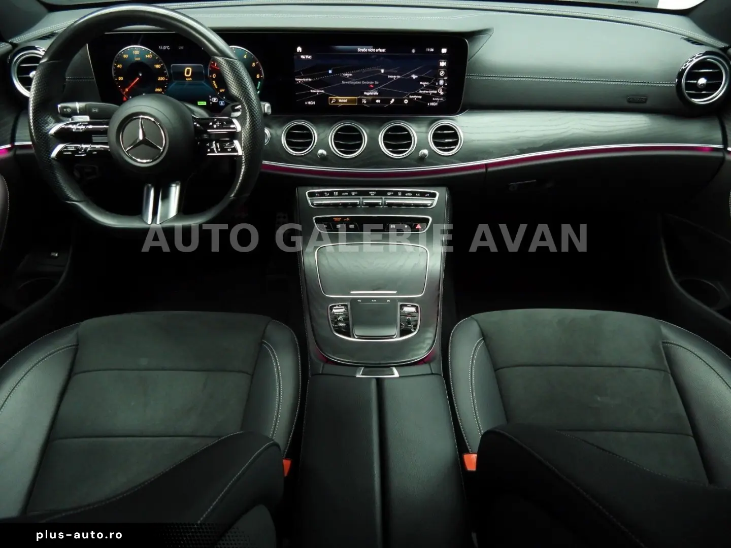 MERCEDES-BENZ E 300 de AMG LINE