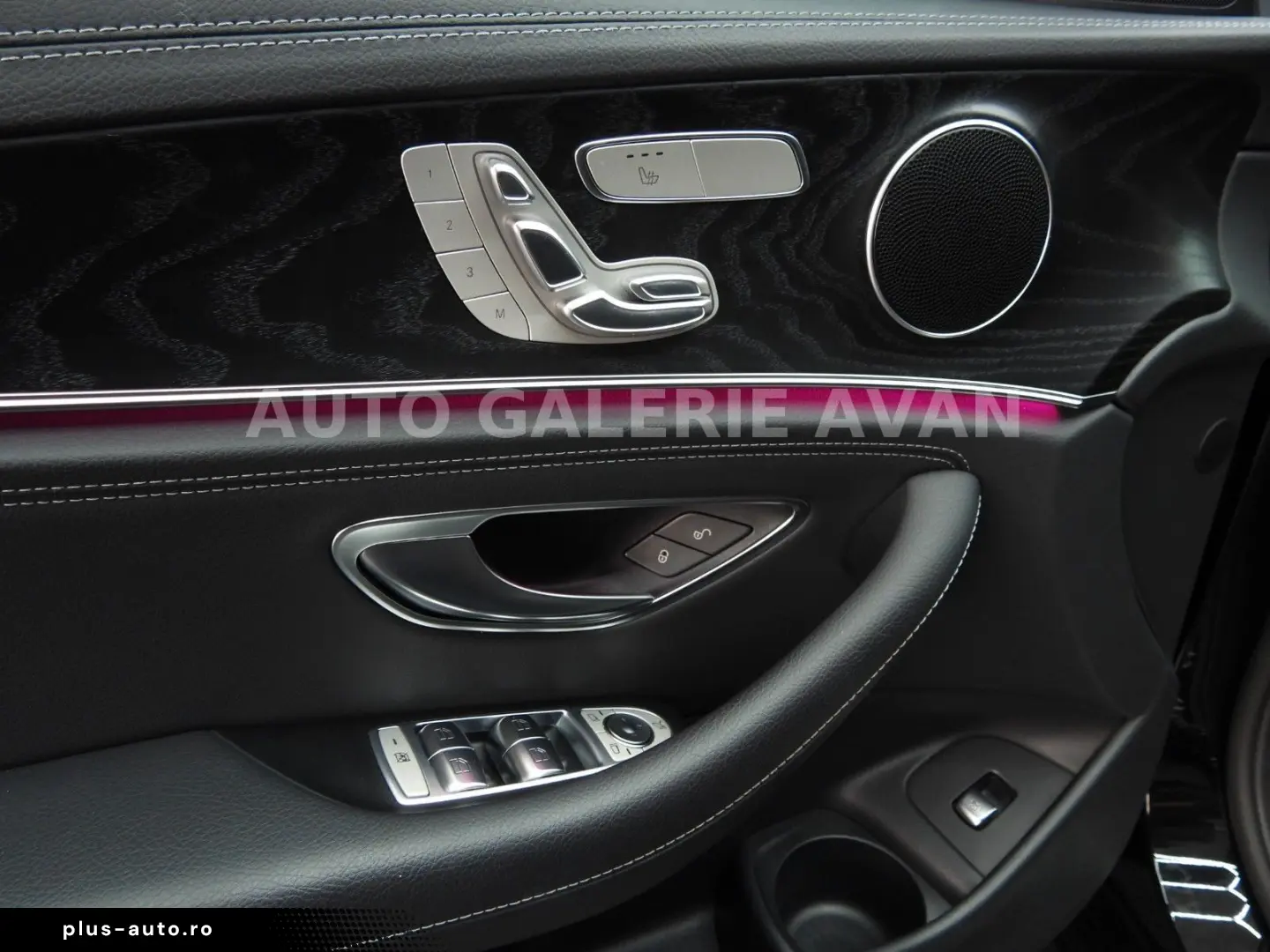 MERCEDES-BENZ E 300 de AMG LINE