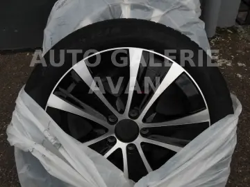 MERCEDES-BENZ E 300 de AMG LINE