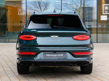 BENTLEY Bentayga 4.0 V8 EWB Mulliner 4WD Autom.