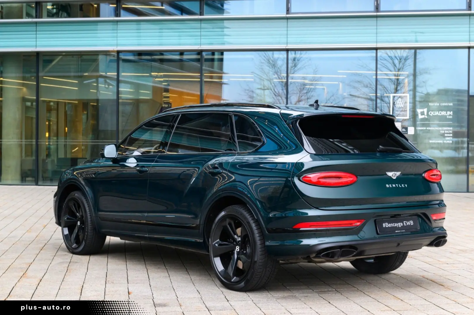 BENTLEY Bentayga 4.0 V8 EWB Mulliner 4WD Autom.