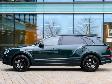 BENTLEY Bentayga 4.0 V8 EWB Mulliner 4WD Autom.