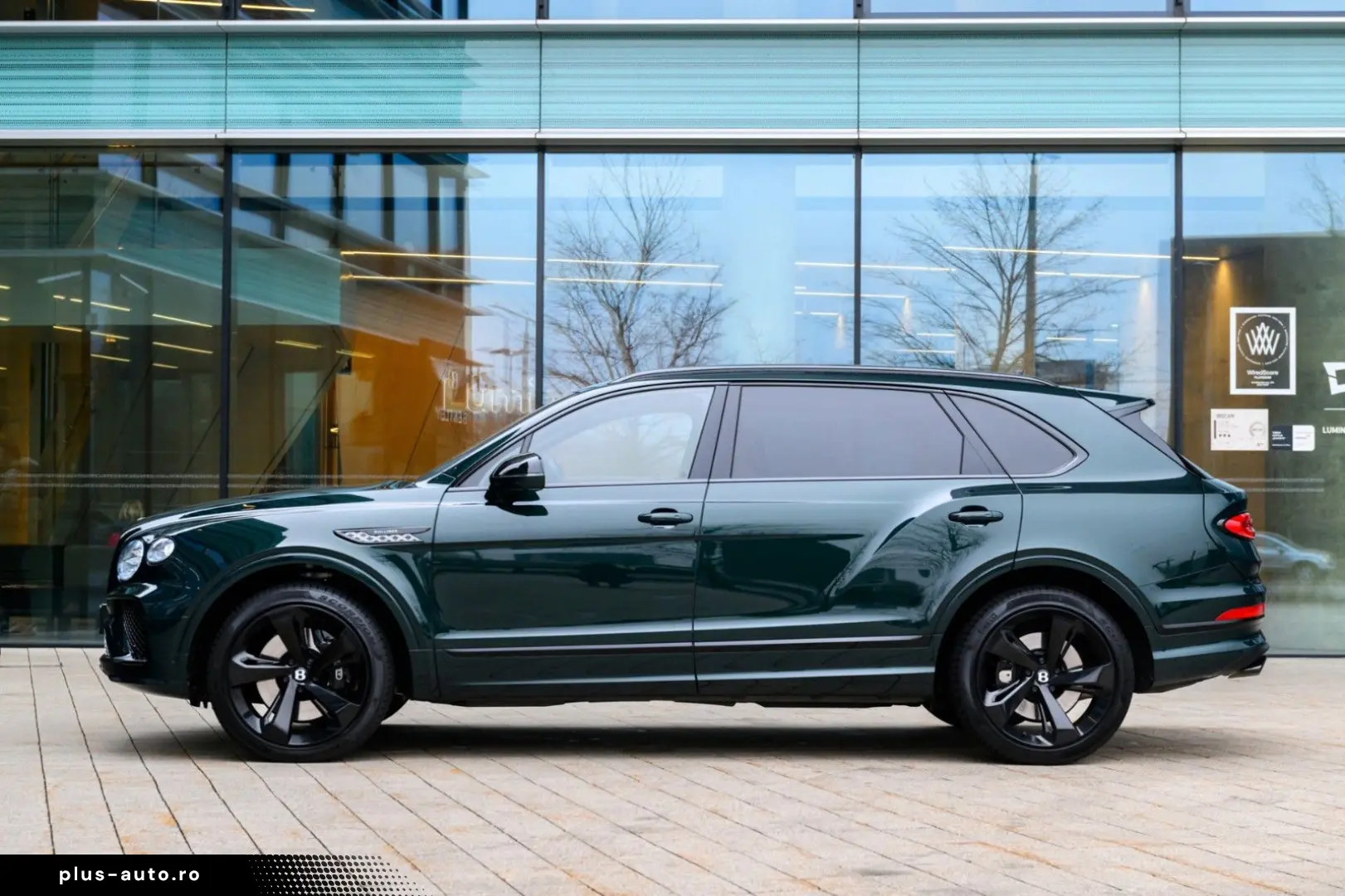 BENTLEY Bentayga 4.0 V8 EWB Mulliner 4WD Autom.