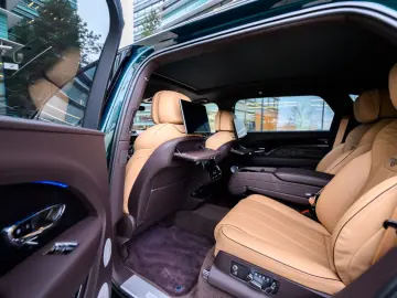 BENTLEY Bentayga 4.0 V8 EWB Mulliner 4WD Autom.