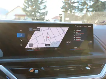 BMW XM V8  full. B&W DAPro  M Driver's