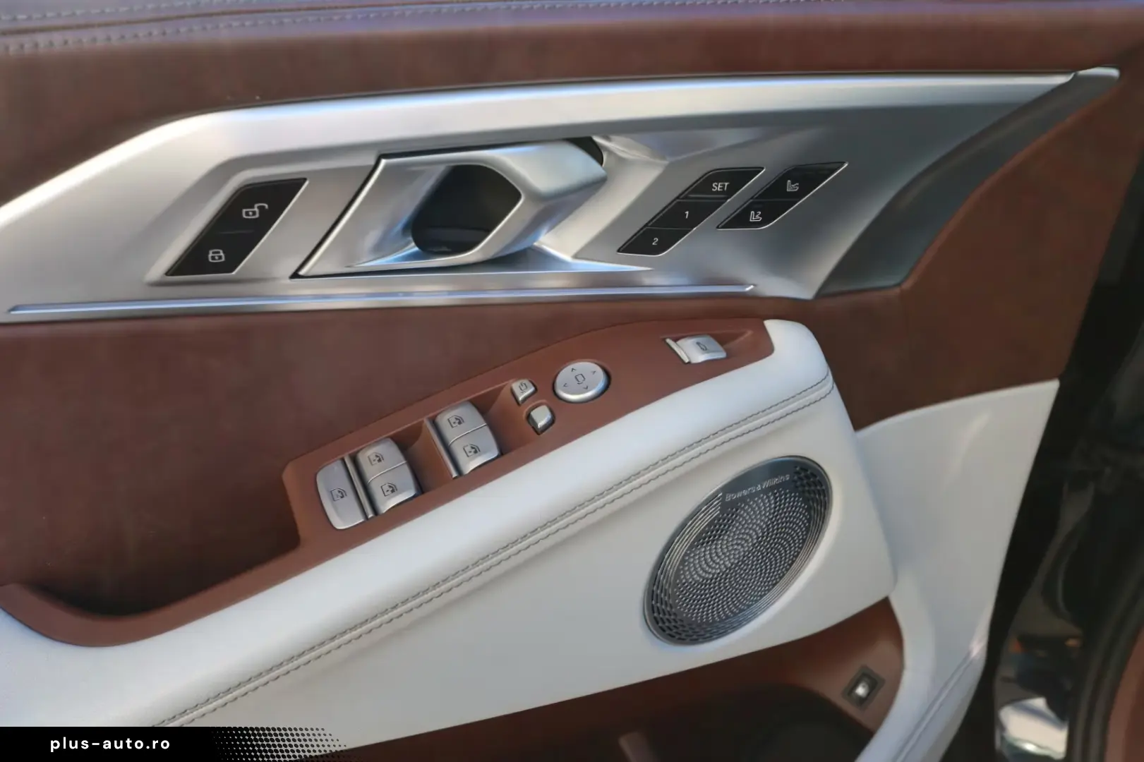 BMW XM V8  full. B&W DAPro  M Driver's