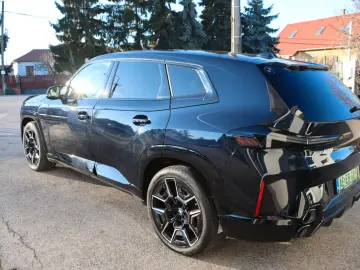 BMW XM V8  full. B&W DAPro  M Driver's