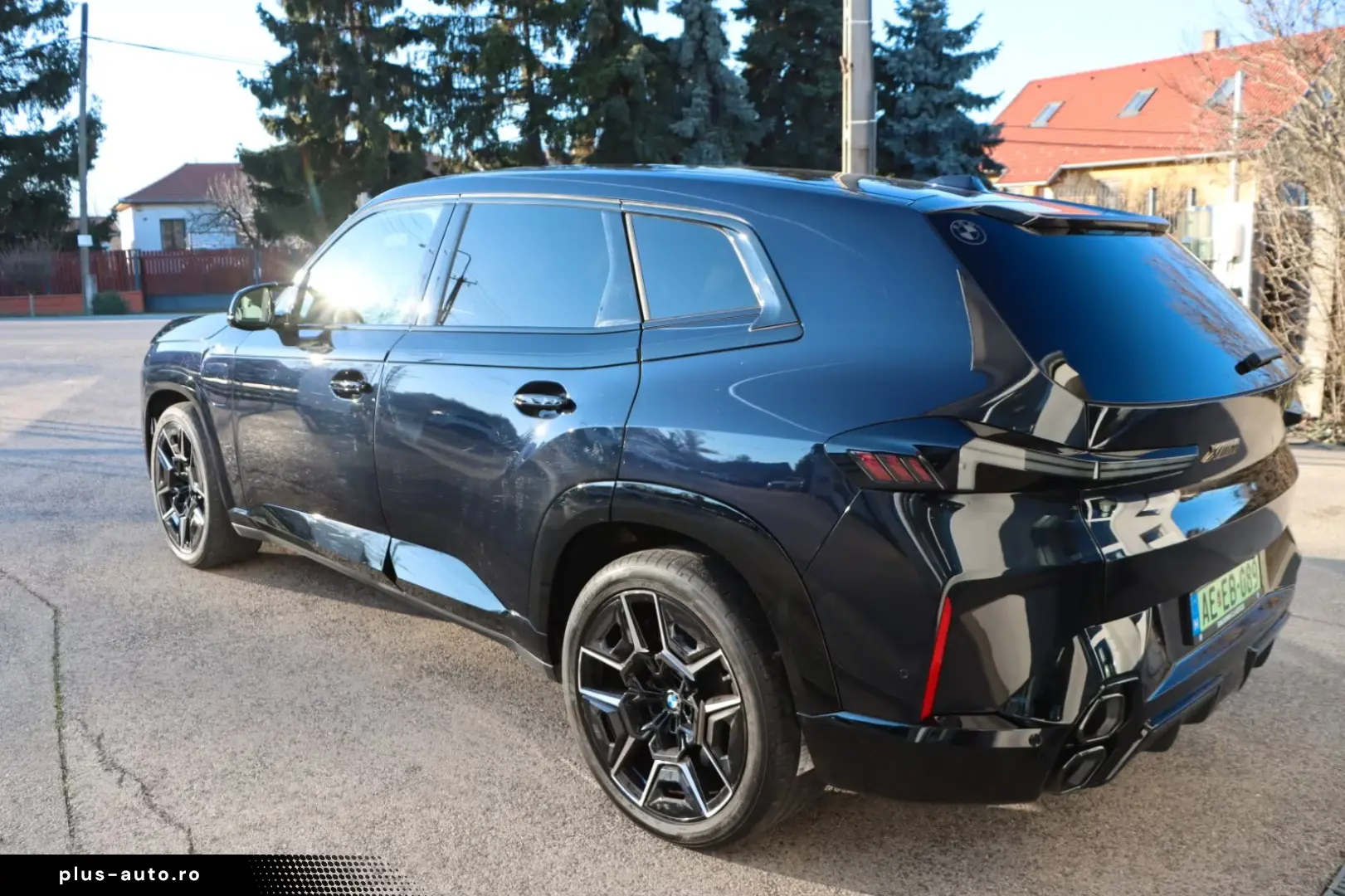 BMW XM V8  full. B&W DAPro  M Driver's