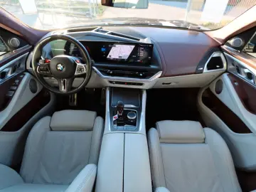 BMW XM V8  full. B&W DAPro  M Driver's