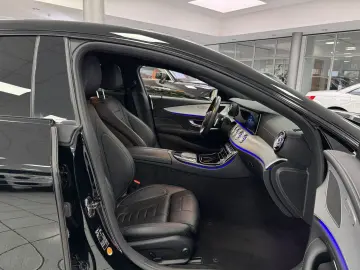 MERCEDES-BENZ CLS 450 4Matic AMG Night 360  Leder Widescreen