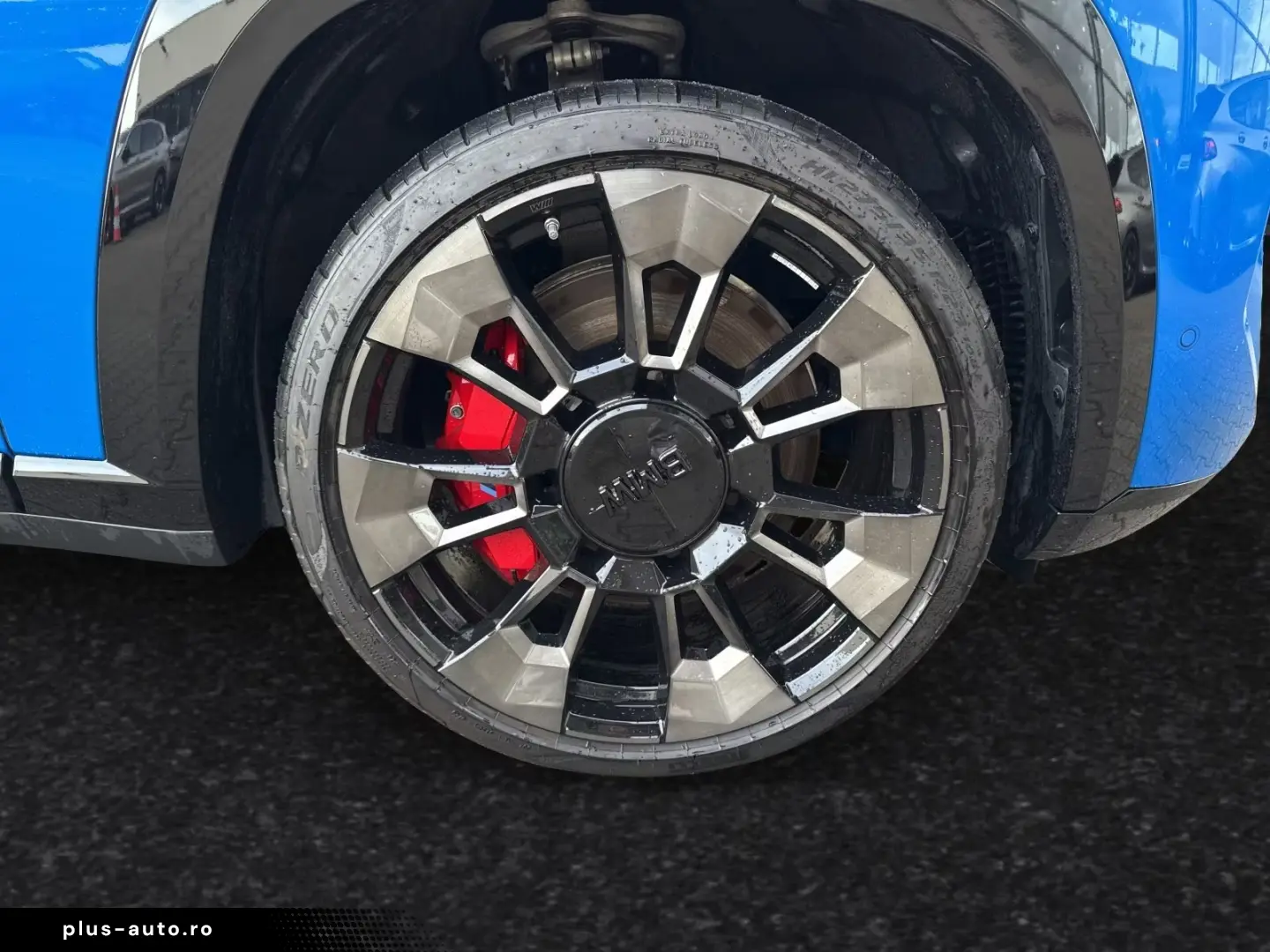 BMW XM 50e  Indiv. Enzianblau  AHK