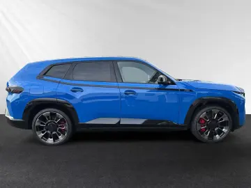 BMW XM 50e  Indiv. Enzianblau  AHK