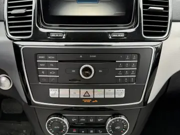 Mercedes-Benz GLE 400