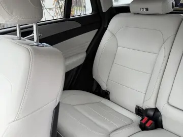 Mercedes-Benz GLE 400