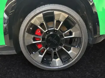 BMW XM 50e  Indiv. Signal