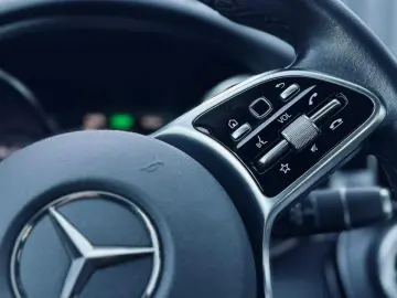 MERCEDES C200 MILD-HYBRID   FAB- 12-2019   1.5