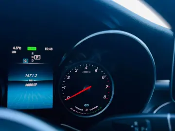 MERCEDES C200 MILD-HYBRID   FAB- 12-2019   1.5