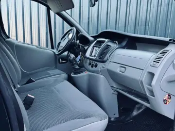 OPEL VIVARO 8 1   FAB 05-2011   2.0 Diesel 114 CP