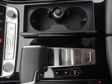 udi A8 55 TFSI quattro