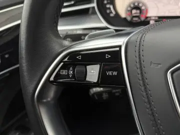 udi A8 55 TFSI quattro