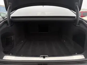 udi A8 55 TFSI quattro