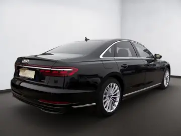 udi A8 55 TFSI quattro