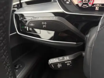 udi A8 55 TFSI quattro