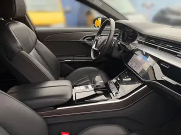 udi A8 55 TFSI quattro