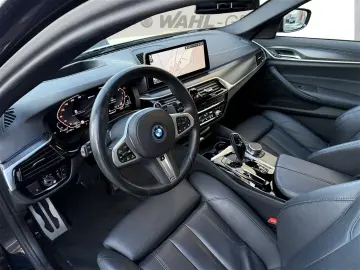BMW 530e xDrive M Sport 94%Akku HeadUp AHK Glasdach