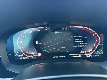 BMW 530e xDrive M Sport 94%Akku HeadUp AHK Glasdach