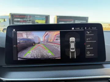 BMW 530e xDrive M Sport 94%Akku HeadUp AHK Glasdach