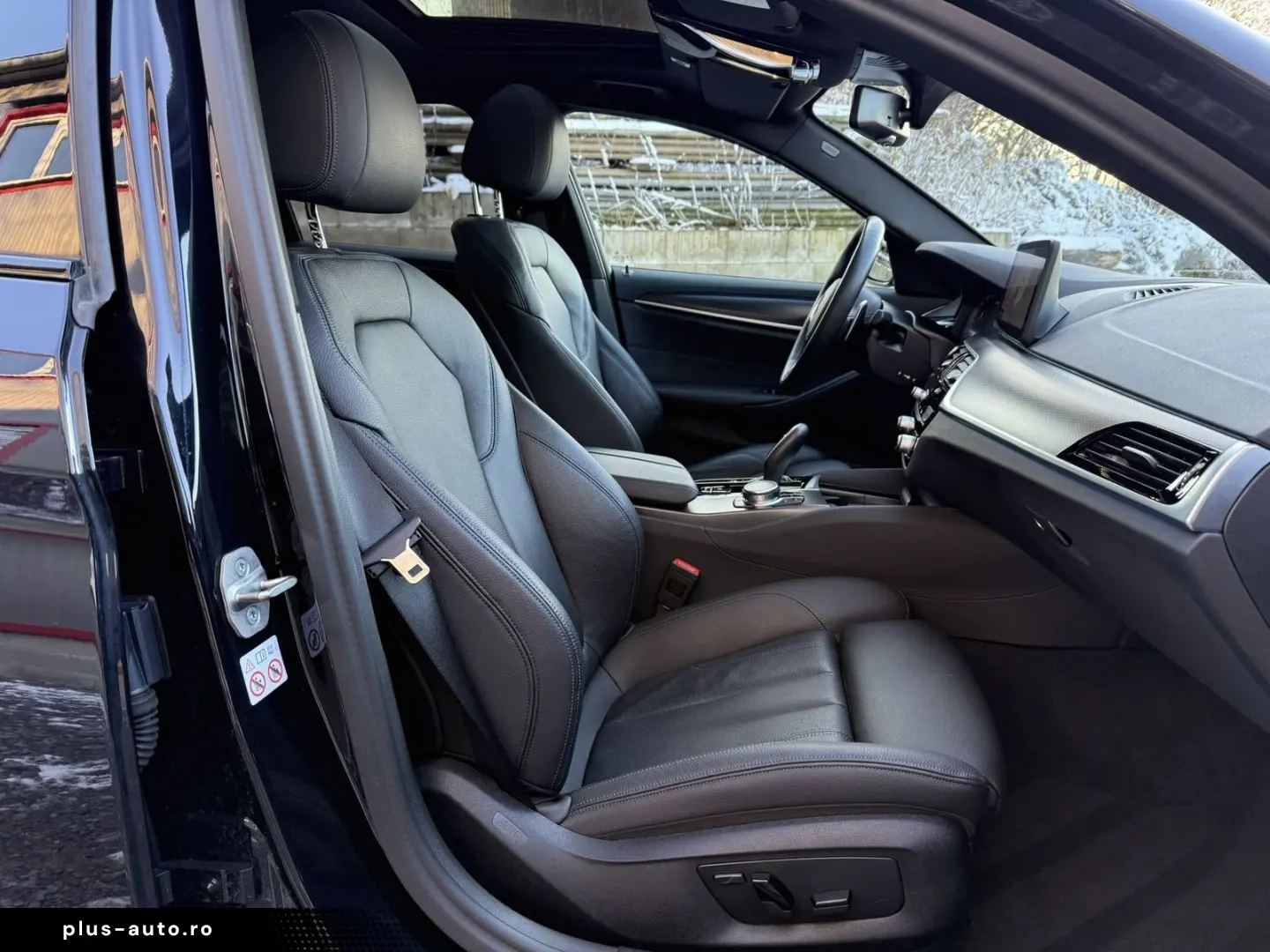 BMW 530e xDrive M Sport 94%Akku HeadUp AHK Glasdach