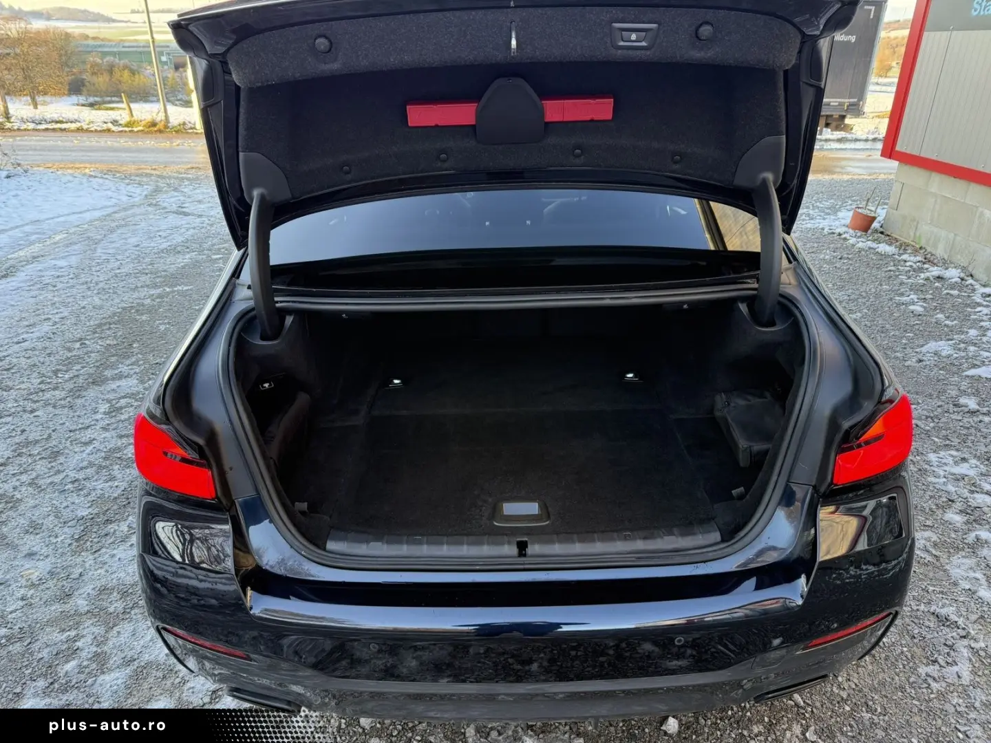 BMW 530e xDrive M Sport 94%Akku HeadUp AHK Glasdach