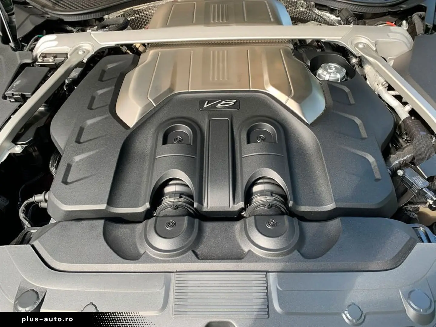 BENTLEY New Continental GT V8