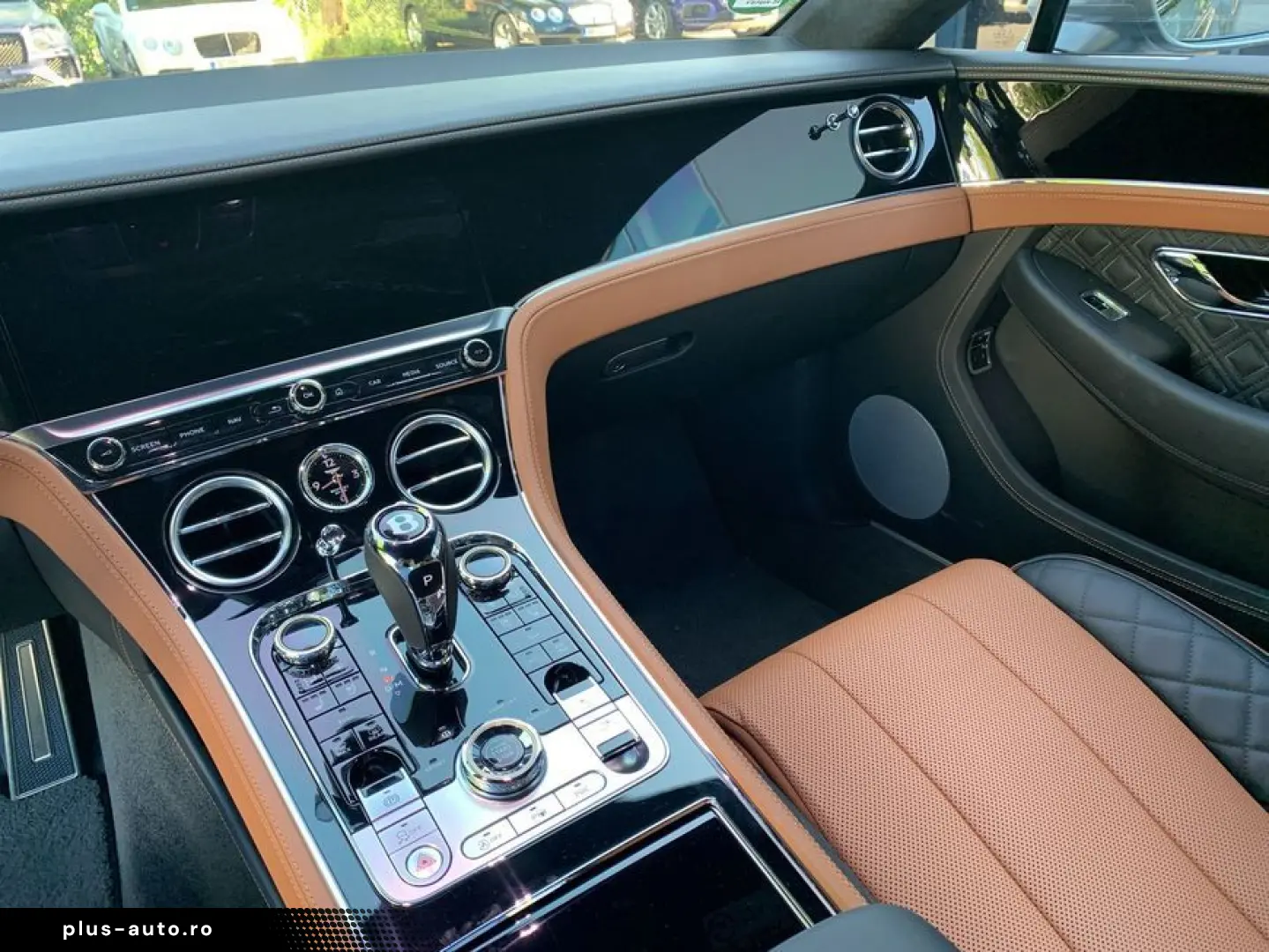 BENTLEY New Continental GT V8