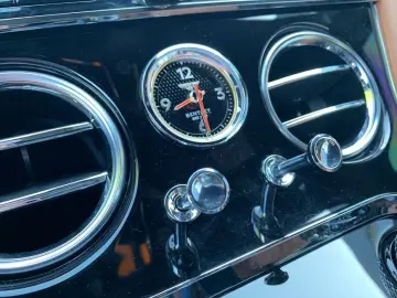BENTLEY New Continental GT V8