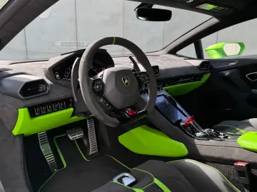 LAMBORGHINI Huracán Tecnica StylePack Narvi20  Verde Selvans