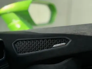 LAMBORGHINI Huracán Tecnica StylePack Narvi20  Verde Selvans