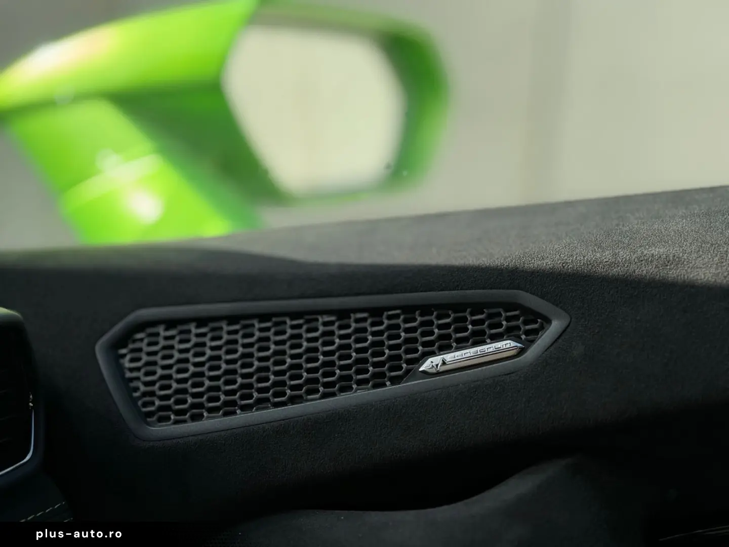 LAMBORGHINI Huracán Tecnica StylePack Narvi20  Verde Selvans