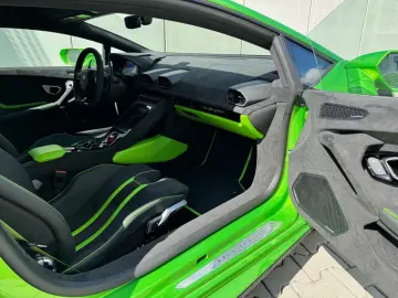 LAMBORGHINI Huracán Tecnica StylePack Narvi20  Verde Selvans
