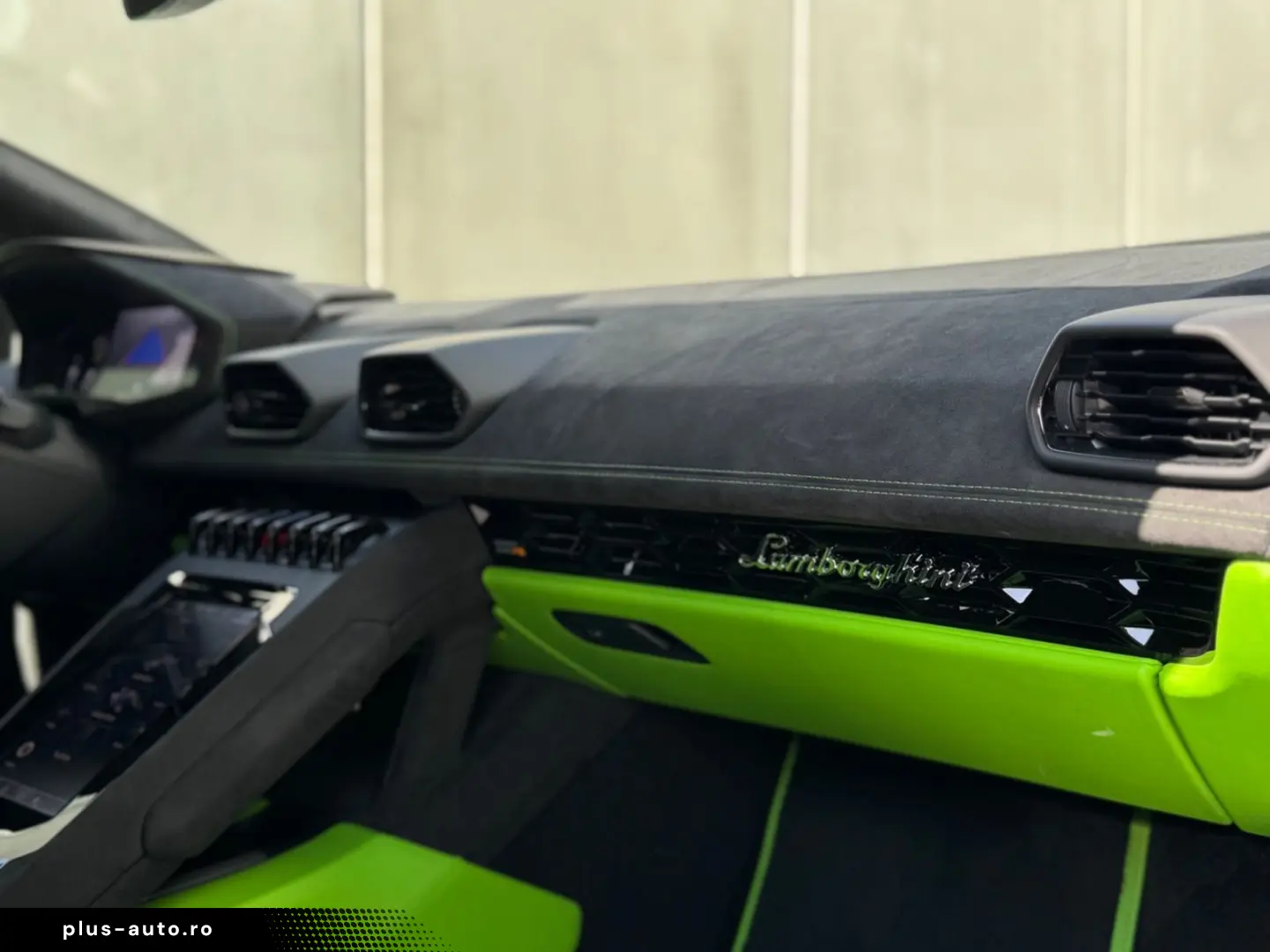 LAMBORGHINI Huracán Tecnica StylePack Narvi20  Verde Selvans