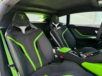 LAMBORGHINI Huracán Tecnica StylePack Narvi20  Verde Selvans