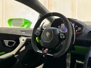LAMBORGHINI Huracán Tecnica StylePack Narvi20  Verde Selvans