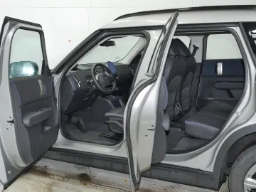 MINI Cooper C Countryman