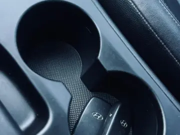 Hyundai Tucson   2.0 Diesel140 CP