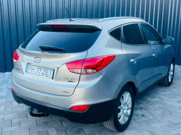 Hyundai Tucson   2.0 Diesel140 CP