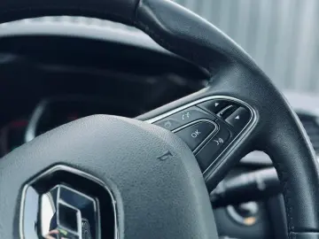 RENAULT KADJAR   FAB 11.2015