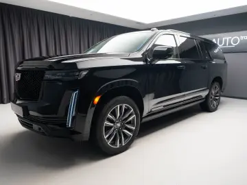 2023 Cadillac Escalade ESV long version Sport Platinum
