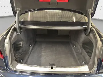 Audi A8 50 TDI quattro